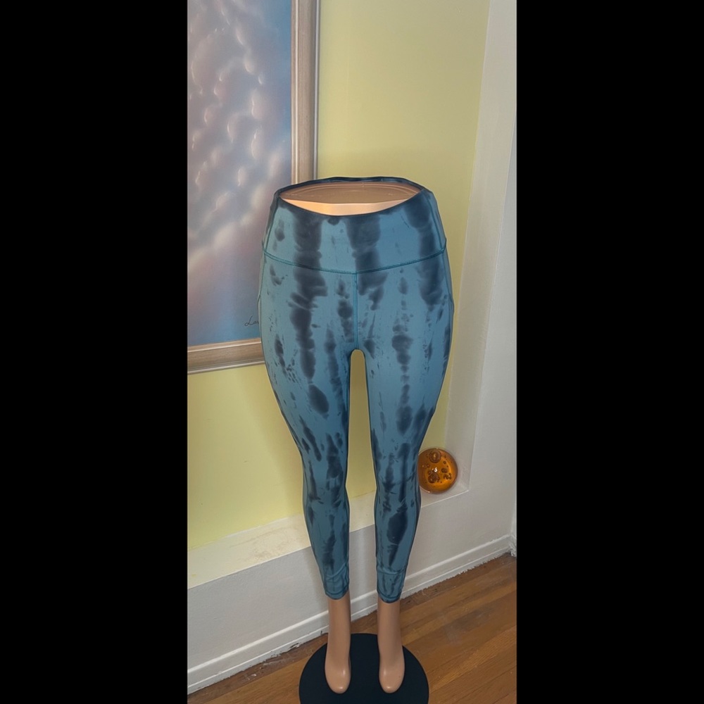 Invigorate 25” High Rise Blue Teal Size 4